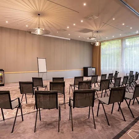 Leonardo Royal - Am Stadtwald Colonia