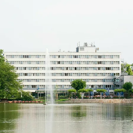 Hotel Leonardo Royal - Am Stadtwald 4*