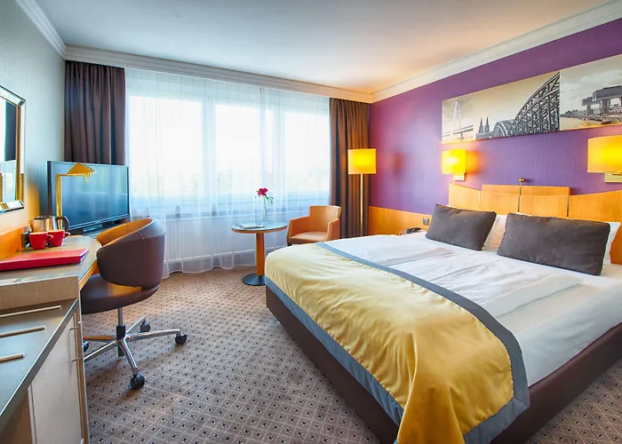 Отель Leonardo Royal - Am Stadtwald 4*