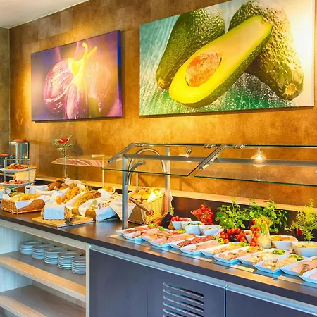 科隆莱昂纳多皇家城市森林酒店