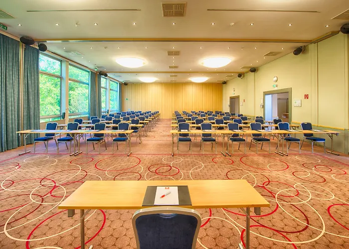 酒店 科隆莱昂纳多皇家城市森林酒店 4*